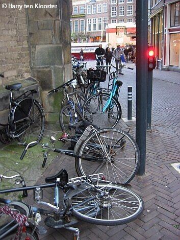 01-12-2011_fietsenchaos_binnenstad_3.jpg